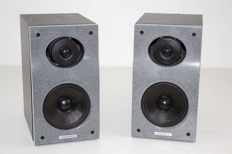 Philips FB720 Legend II Very good sounding bookshelf speakers- Awesome condition  			