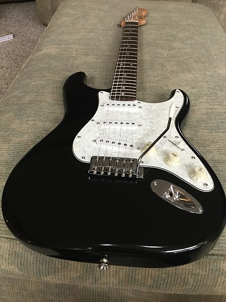 2007 squier affinity shop strat