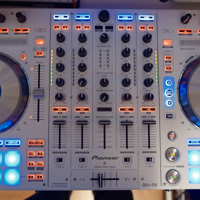 Pioneer DDJ-SX Pearl White Limited Edition | Serato DJ Controller