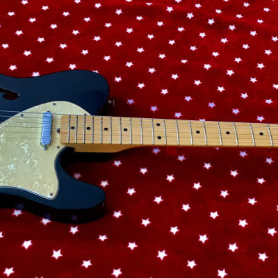 Fender Classic Series '69 Telecaster Thinline w/Texas special and American Vintage Hot Rod Telecaster Bridge image 3
