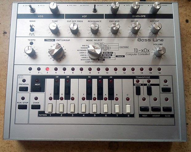 TB XOX Bass Line - Roland TB-303 Clone