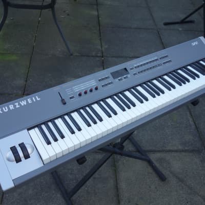 Kurzweil SP2- 76-note digital keyboard - best sample library in the world?