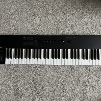 Komplete Kontrol a61 midi options - Gearspace