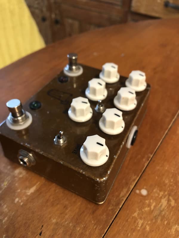 JHS Pedals Sweet Tea V2 (demo) - YouTube