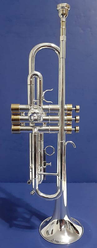 Getzen Eterna Large Bore 900S Model Silver Trumpet, Mouthpiece & Original case 1992-1994 Silver Plat image 1