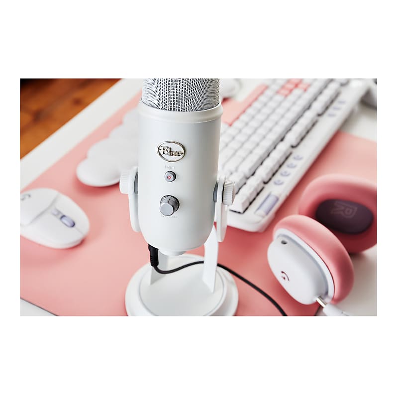 Blue Microphones Yeti USB Microphone (White Mist) with Microphone Stand Bundle