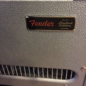 Fender Blues Junior Limited Edition Silver and Black image 3