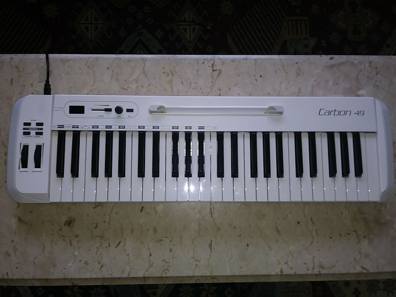 Samson Carbon 49 USB MIDI Keyboard Controller image 1