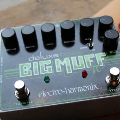 Electro-Harmonix "Deluxe Bass Big Muff Pi Distortion / Sustainer" image 4