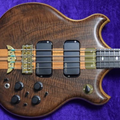 Alembic Stanley Clarke "Brown Bass", Walnut Top/Back with Ebony *Green LED's image 1