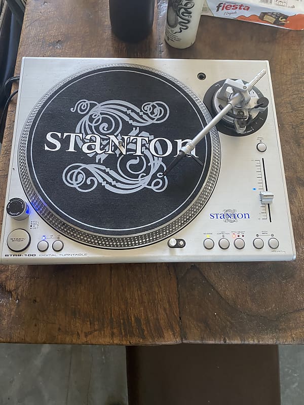 Stanton STR8-100 Early 2000’s - brushed silver  			