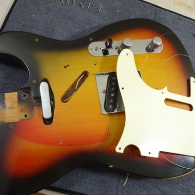 Fender Telecaster 1968 - Sunburst & Wide "C"  1 3/4 Neck image 23