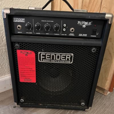 Fender Rumble 15 ベース用アンプ Heid Music | Fender Rumble 15 V3 15w 1x8 Bass Combo Amp