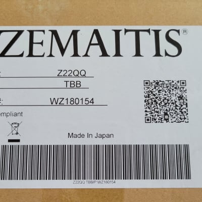 New Zemaitis Z22 Series Z22QQ Quilt Top Electric Guitar, Trans Blue Burst, New Gig Bag image 12