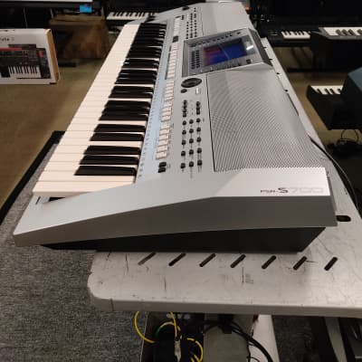 Yamaha PSR S700 image 4