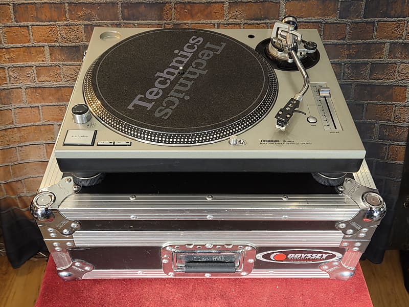 Technics SL-1200MK5 Turntable | Reverb