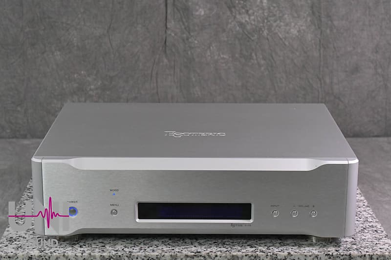 ESOTERIC D-05 34bit Dual-monaural D/A Converter in Excellent Condition  			