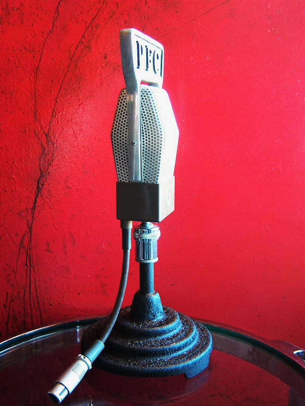 Vintage 1940's RCA 74-B Junior Velocity Ribbon Microphone w original flag  and Bud Radio stand prop