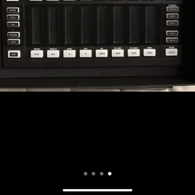 Native Instruments MASCHINE JAM Production & Sequencing Controller