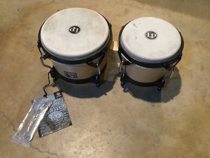 Latin Percussion WB2045 World Beat Bongos (Natural) Reverb