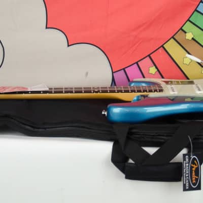 Fender VINTERA® II '60S STRATOCASTER®Rosewood Fingerboard, Lake Placid Blue image 8