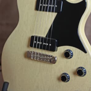 Larrivee RS-2 (TV Yellow) with Hardshell Case | Reverb Larrivee RS-2 (TV Yellow) with Hardshell Case | Reverb