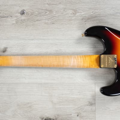Mint Fender Custom Shop LTD 1965 Stratocaster Closet Classic Guitar, 3-Tone Sunburst image 7
