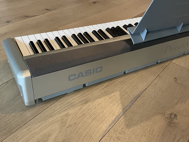 Piano casio hotsell px 120