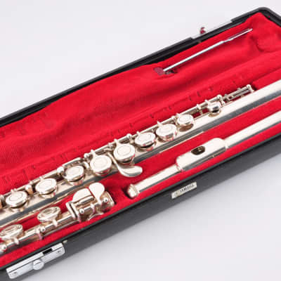 Yamaha YFL-311 Flute Silver Made in Japan w/Hardcase Used From Japan #025123 image 3