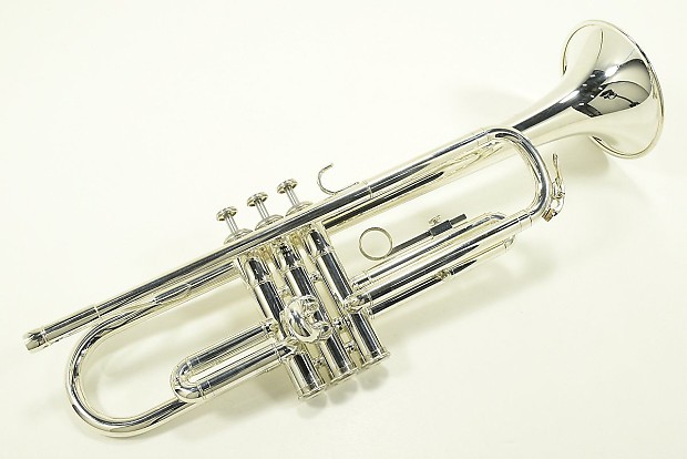 Yamaha YTR-1335S Standard Bb Trumpet image 1