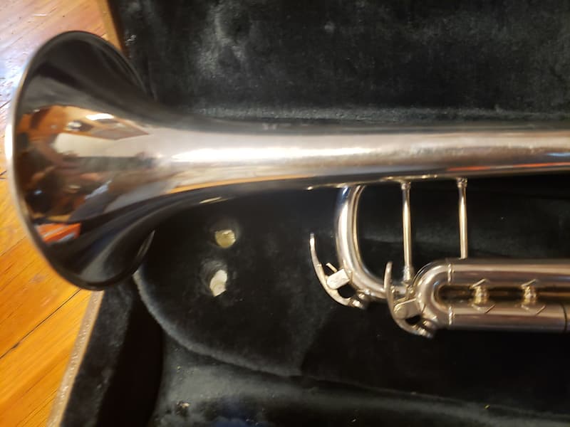 Yamaha Xeno YTR8335UGS Silver Trumpet--Gold Brass Bell, Chem Cleaned, Nice!