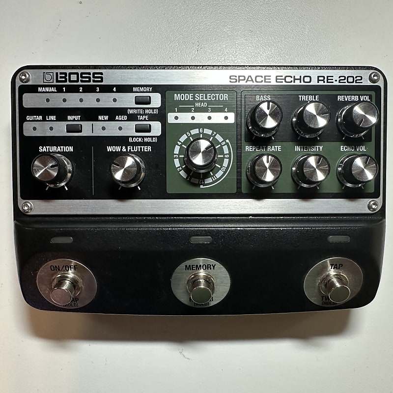 Boss - RE-202 Space Echo Digital Delay – Steve's Music Store