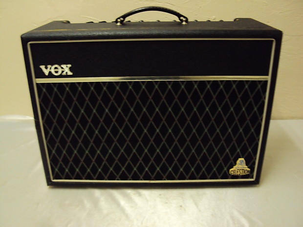 Vox V9320 Cambridge Guitar Combo Amplifier Reverb
