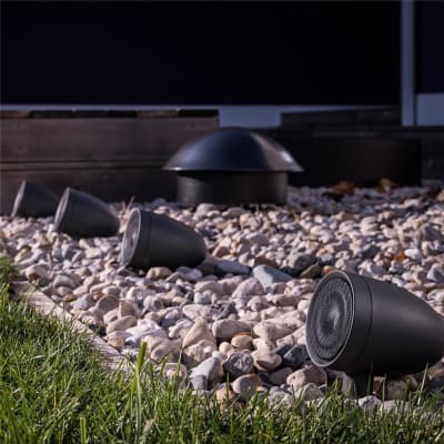 Jamo store landscape speakers