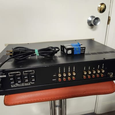 Conrad Johnson PV-11 Stereo PreAmplifier Pre Amplifier Amp PV11 - Free Shipping! image 2