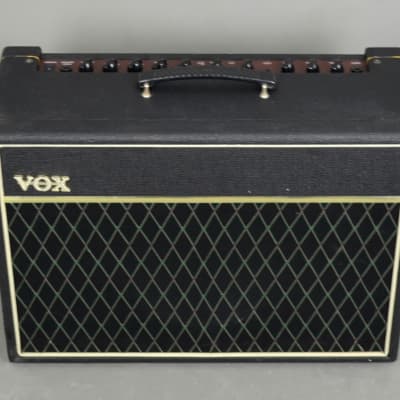 Vox Cambridge 30 Reverb Model V9310 2-Channel 30-Watt 1x10