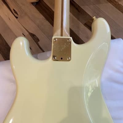 Fender Stratocaster Gold Elite 1983 Off white image 11
