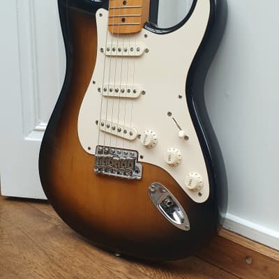 Fender American Vintage '57 Stratocaster Reissue 2004 - Sunburst image 5