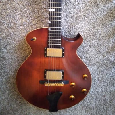2020 Eastman ER-2, Excellent Condition, Antique Red, w/Case-Buyer pays actual shipping charge for sale