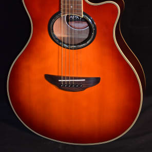 Yamaha APX700 Acoustic/Electric Guitar Vintage Cherry Sunburst
