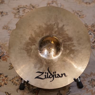 Zildjian 18" A Custom Projection Crash Cymbal - 1570g image 2