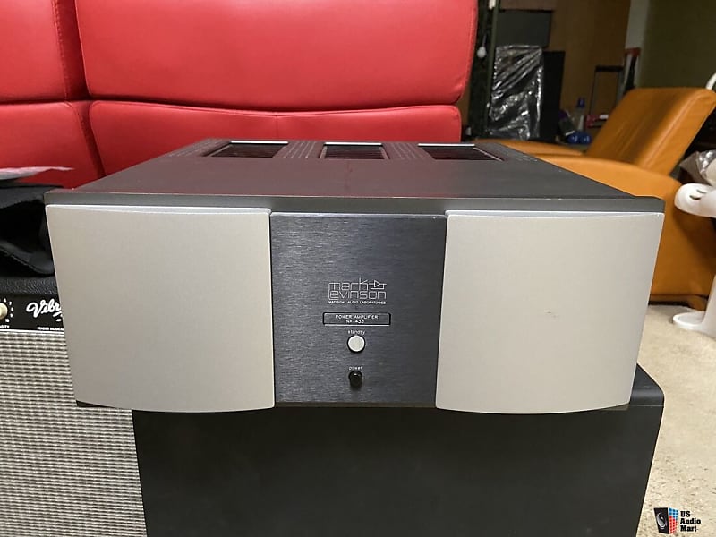 Mark Levinson Power Amplifier No. 433. Three-Channel Audiophile and Hifi image 1