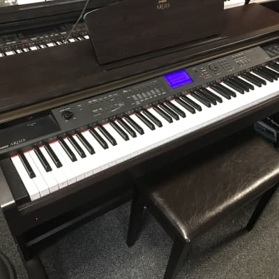Yamaha Arius YDP-V240 digital piano in Rosewood excellent with