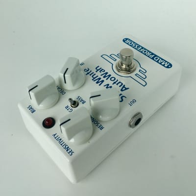 Mad Professor Snow White Auto Wah with Guitar/Bass Switch image 5