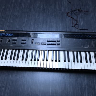 Korg DW 8000 Vintage Synth — Serviced