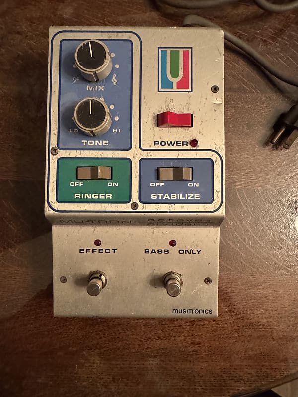 Mu-Tron Octave Divider