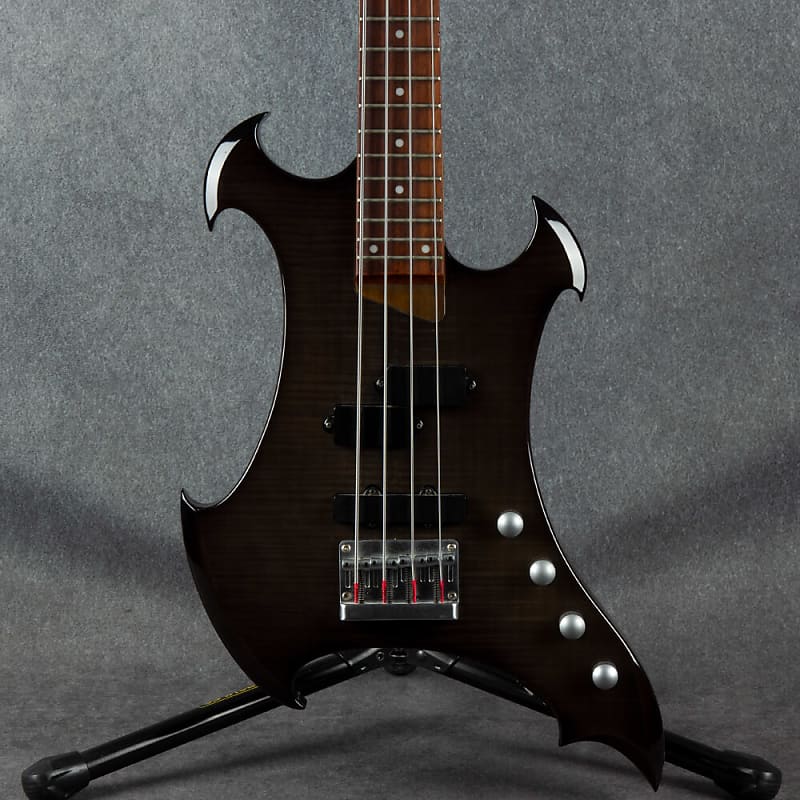 Vintage Metal Axxe Wraith Bass Black Burst 2nd Hand Reverb