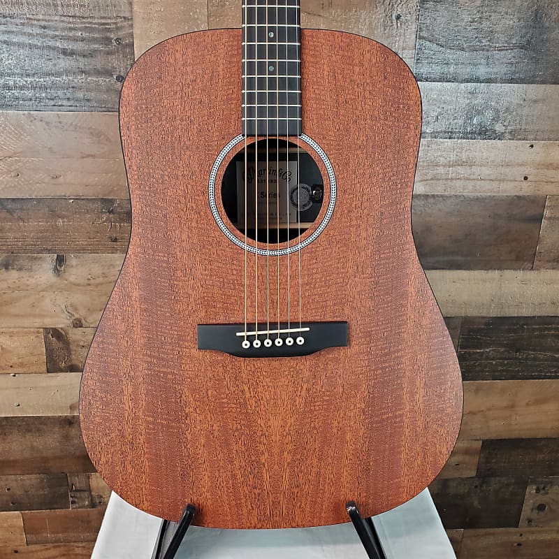 Martin dx1e store mahogany