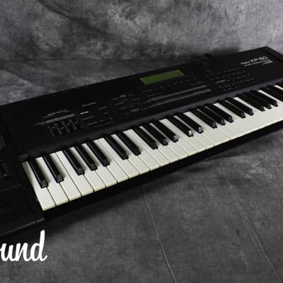 Roland XP-60 Music Workstation Synthesizer in Very Good Condition.