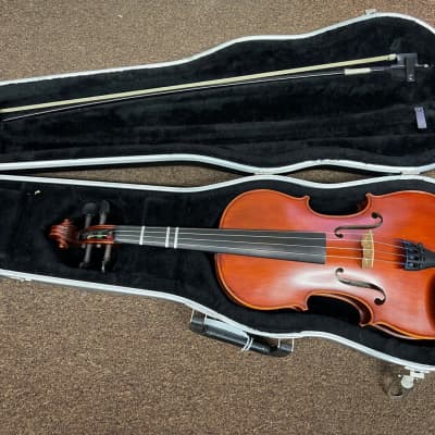 Used Artisan 4/4 full size Violin w/ Bow and Hard Case Local Pickup Item for sale